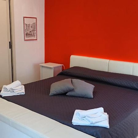 B&B La Stazione 锡巴里 外观 照片