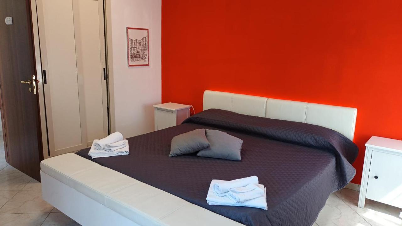 B&B La Stazione 锡巴里 外观 照片